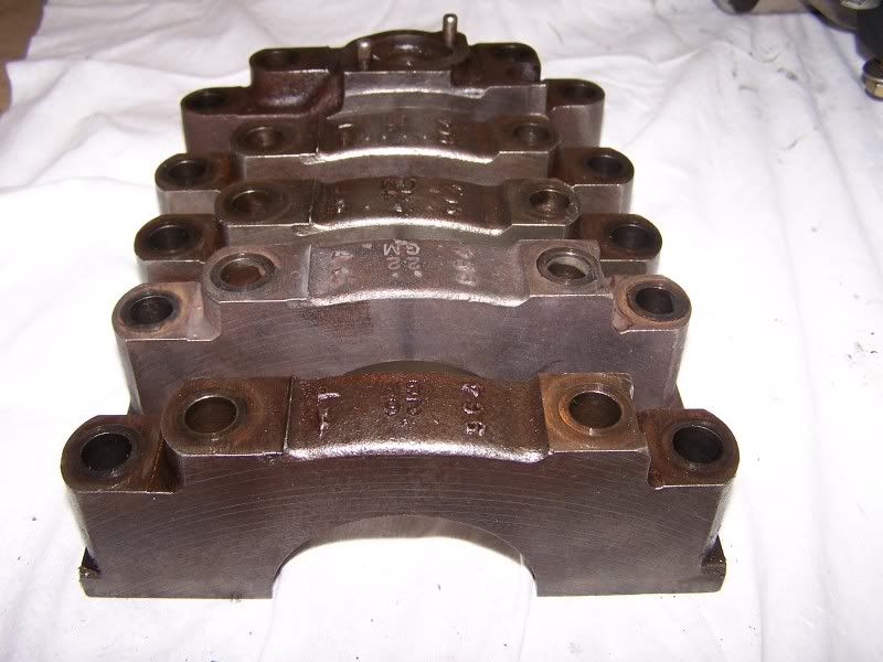 BBC 4bolt main caps w/bolts Team Chevelle